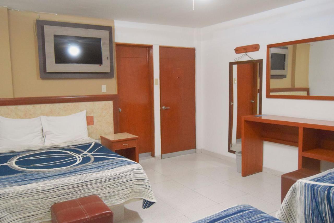 Hotel Niza Zona Piel เลออน ภายนอก รูปภาพ
