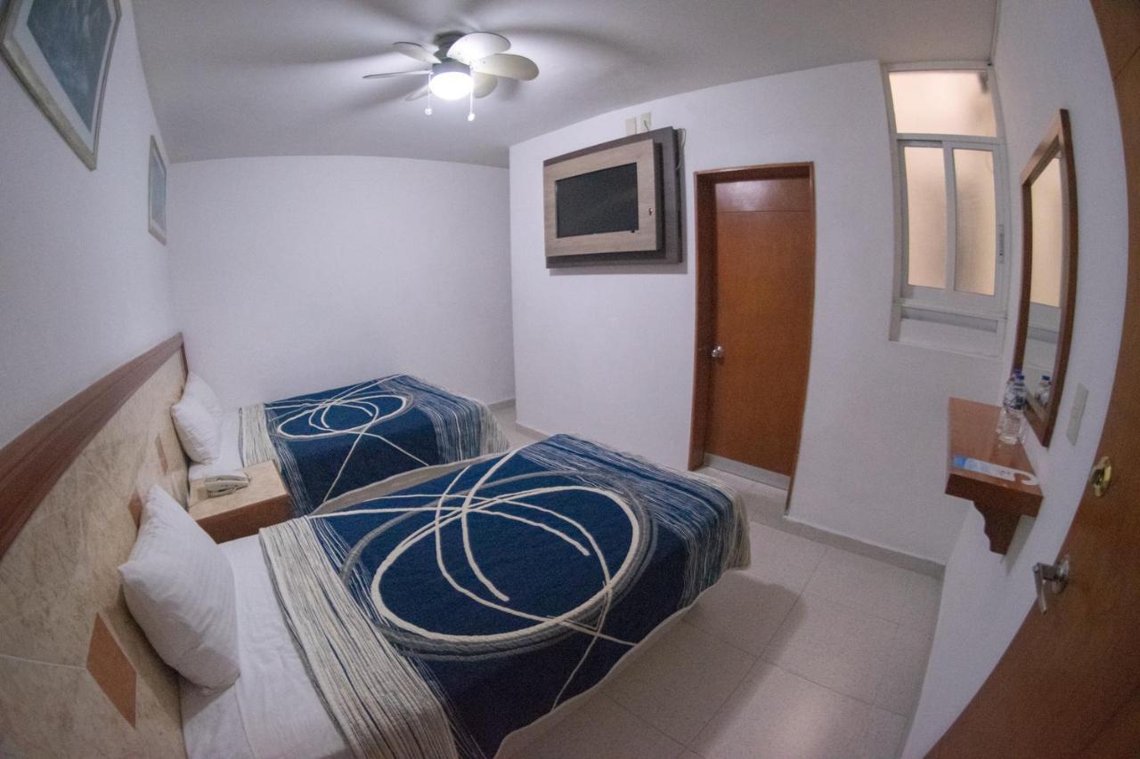 Hotel Niza Zona Piel เลออน ภายนอก รูปภาพ