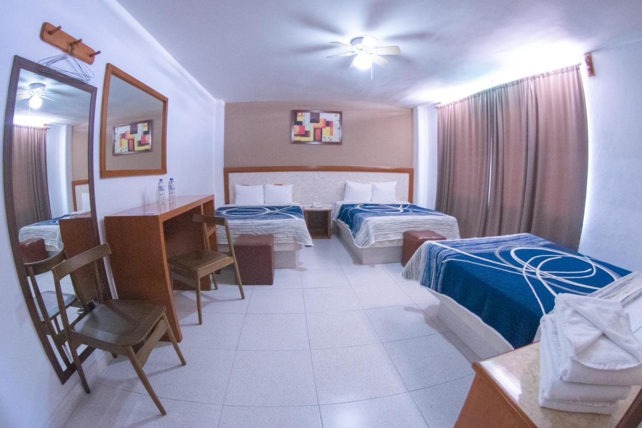 Hotel Niza Zona Piel เลออน ภายนอก รูปภาพ