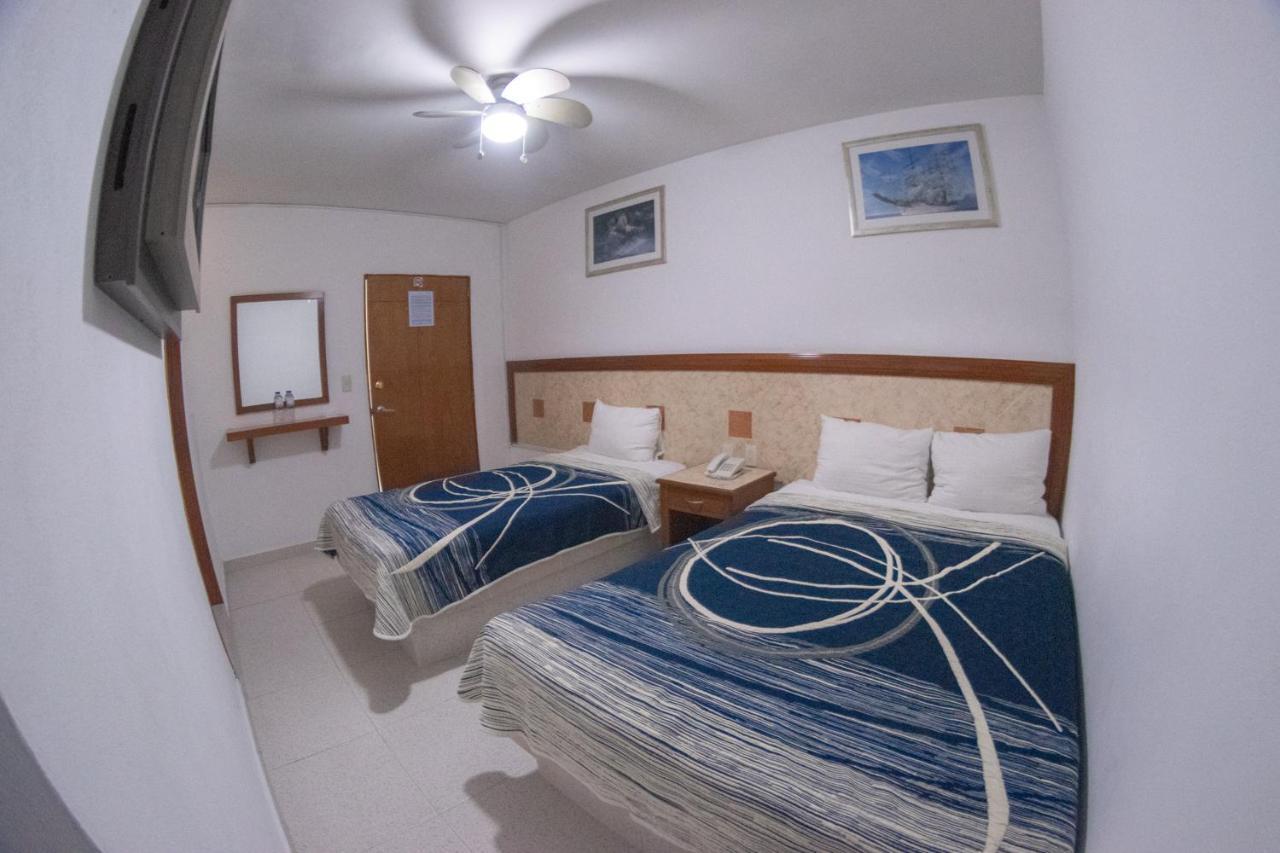 Hotel Niza Zona Piel เลออน ภายนอก รูปภาพ