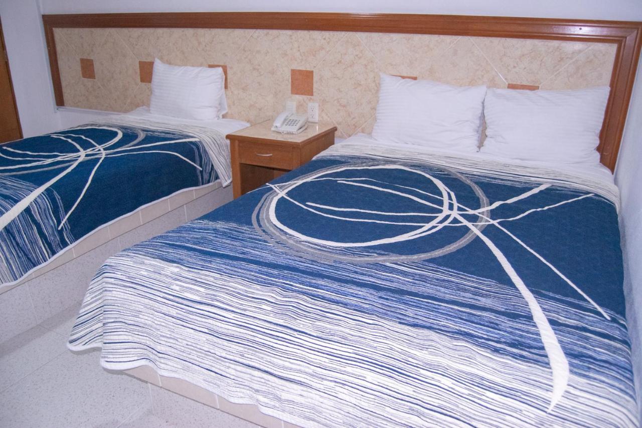 Hotel Niza Zona Piel เลออน ภายนอก รูปภาพ