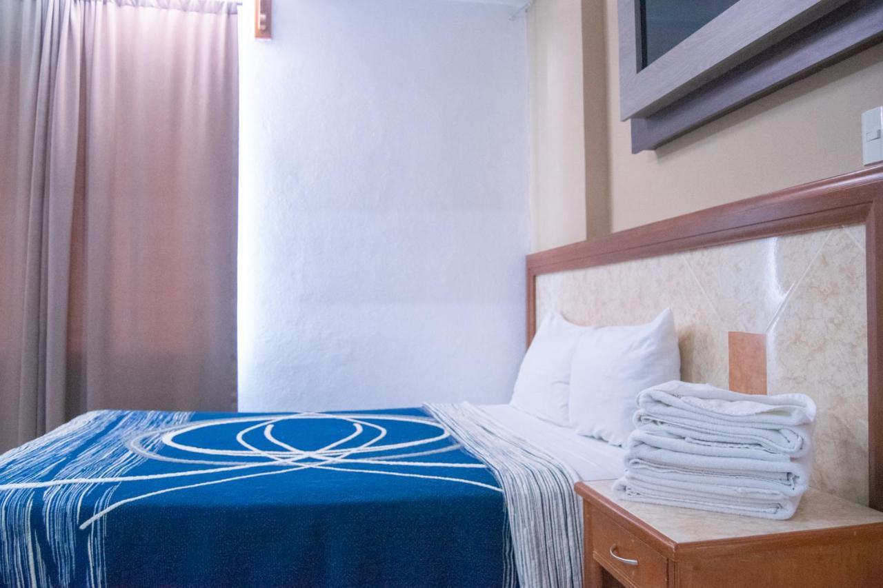 Hotel Niza Zona Piel เลออน ภายนอก รูปภาพ