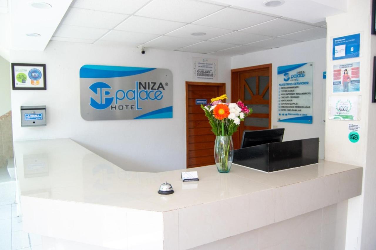 Hotel Niza Zona Piel เลออน ภายนอก รูปภาพ