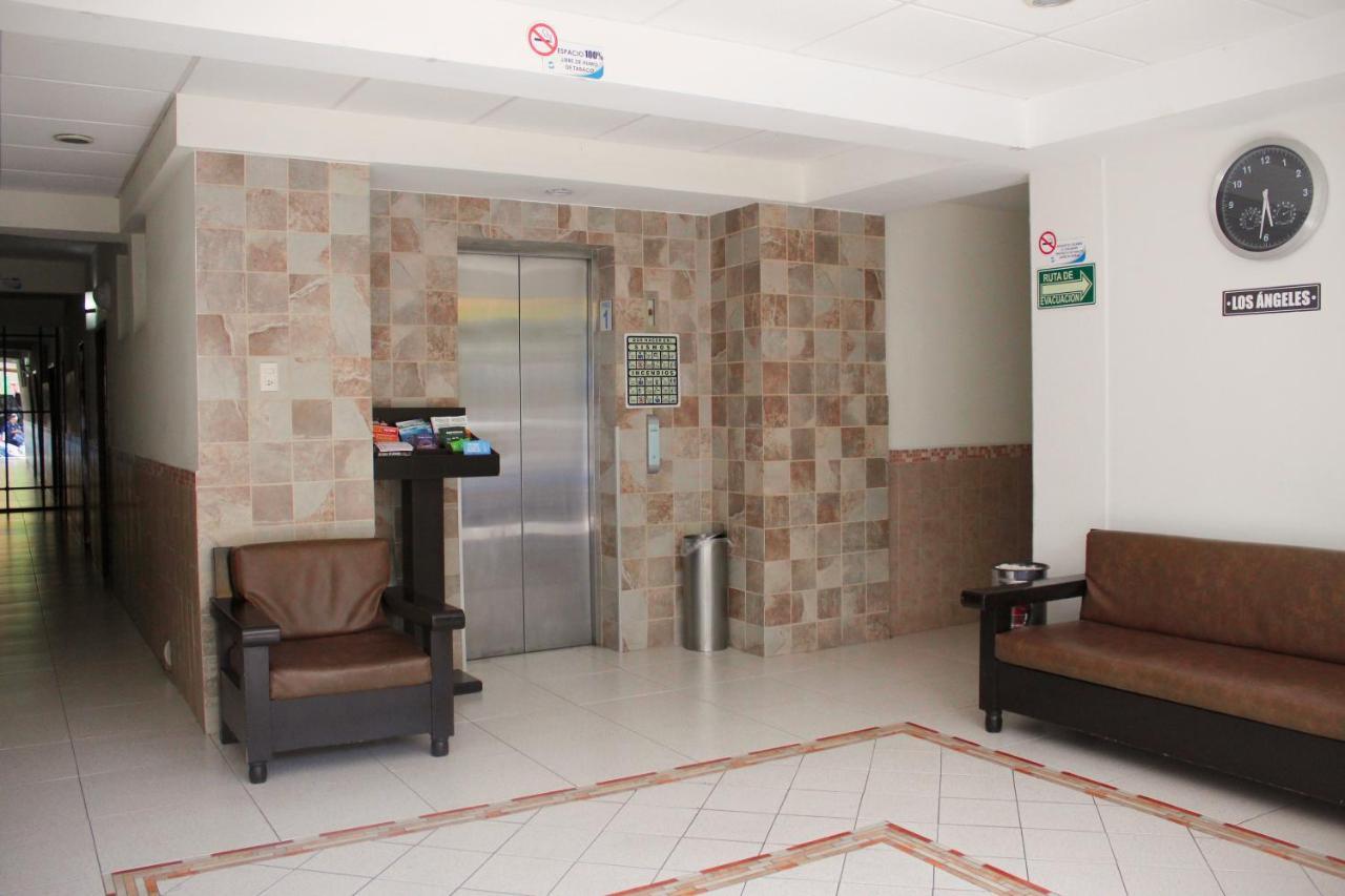 Hotel Niza Zona Piel เลออน ภายนอก รูปภาพ
